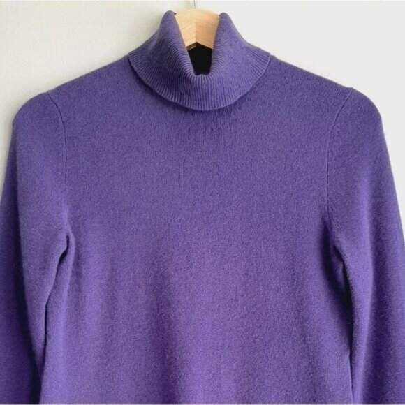 LORD & TAYLOR 100% Cashmere Turtleneck Sweater Purple Sz S - Picture 2 of 8